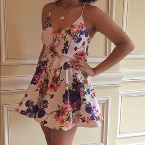 Windsor Mini Dress - White w/ Floral print